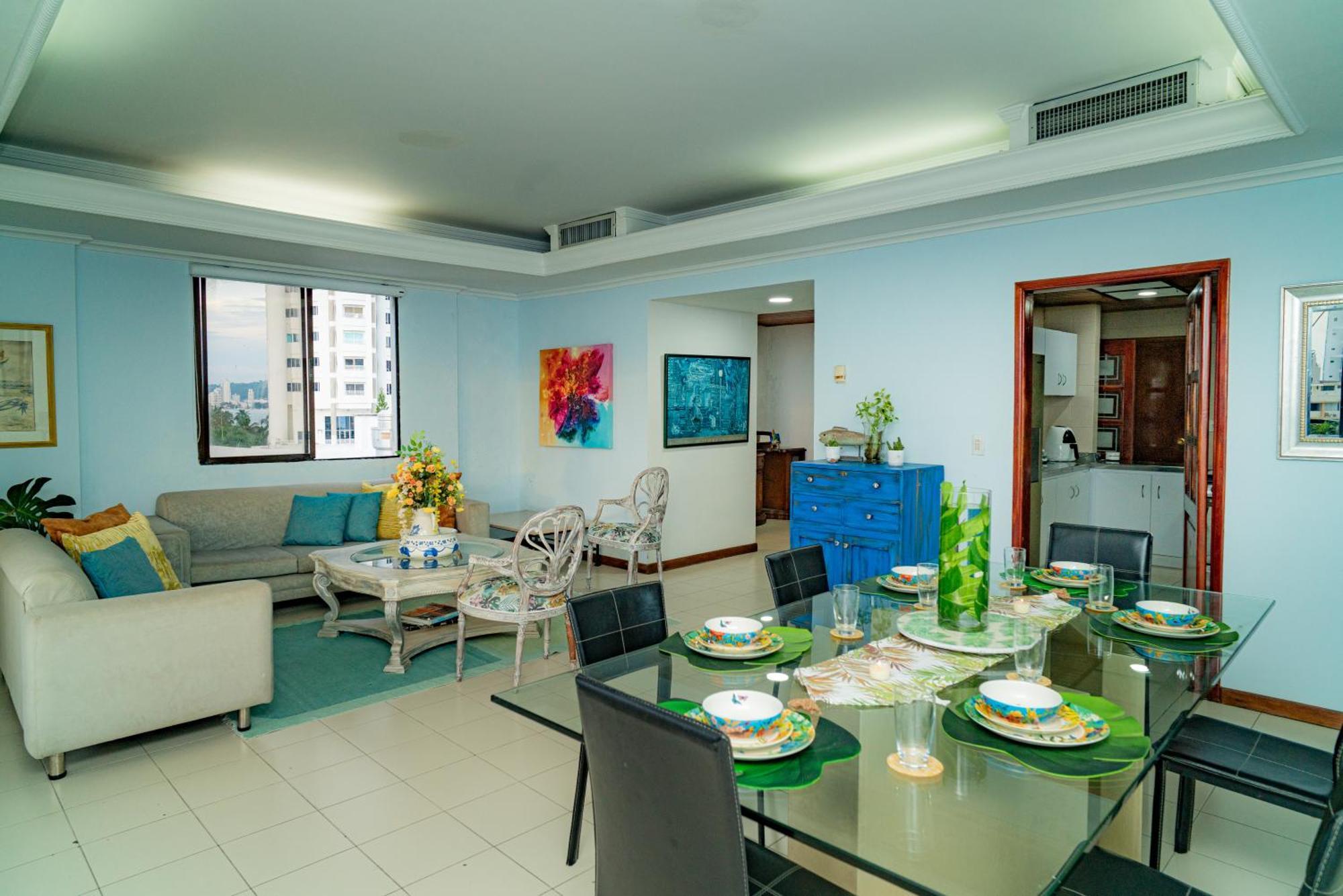 Homestay Amplia Con Vista Al Mar Y Bano Privado *
