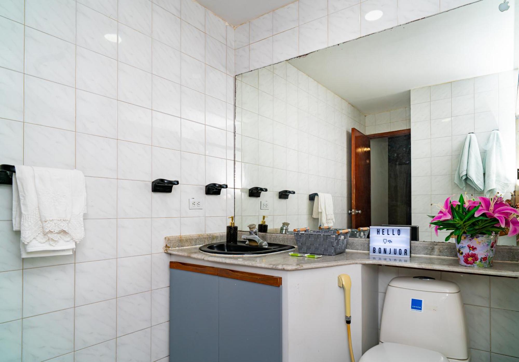 Homestay Amplia Con Vista Al Mar Y Bano Privado Cartagena