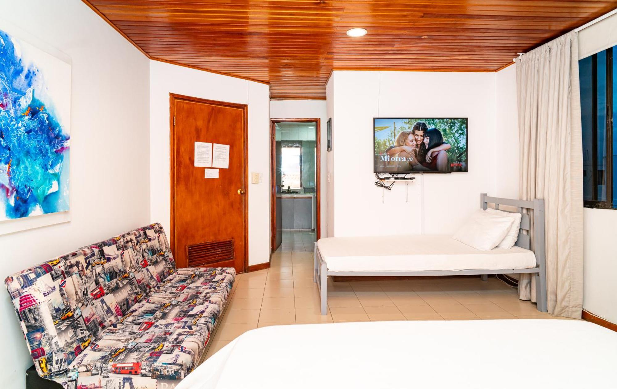 Homestay Amplia Con Vista Al Mar Y Bano Privado *